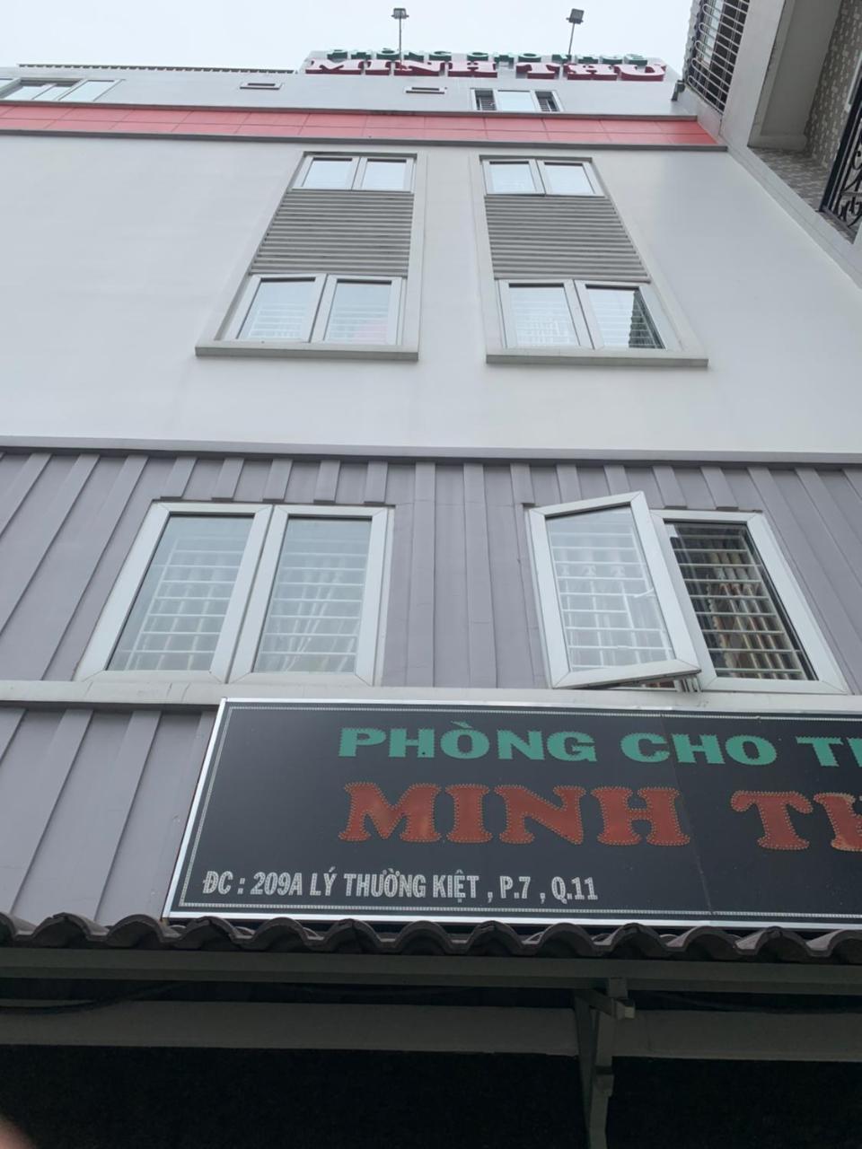 Guesthouse Minh Thu โฮจิมินห์ซิตี้ ภายนอก รูปภาพ
