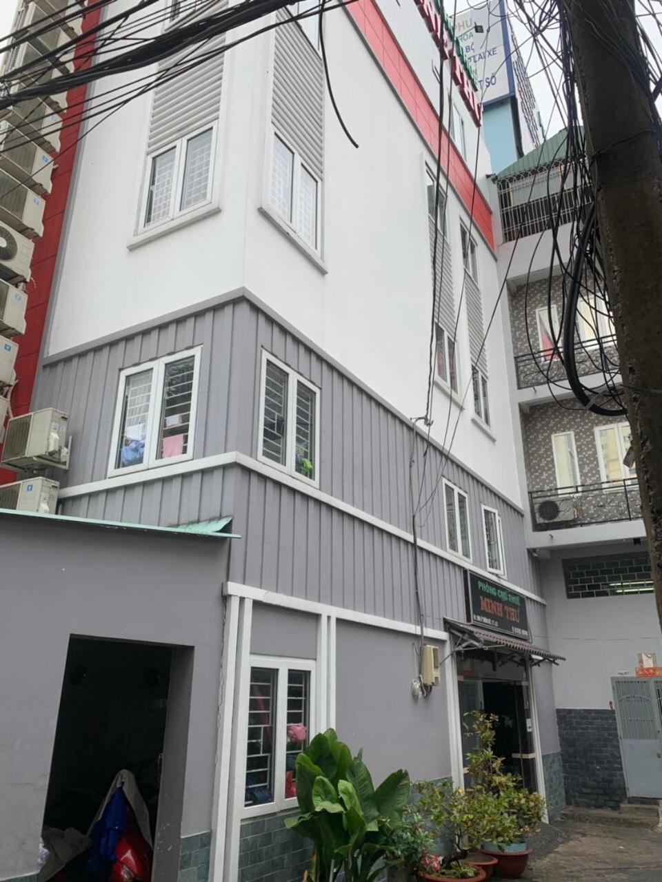 Guesthouse Minh Thu โฮจิมินห์ซิตี้ ภายนอก รูปภาพ