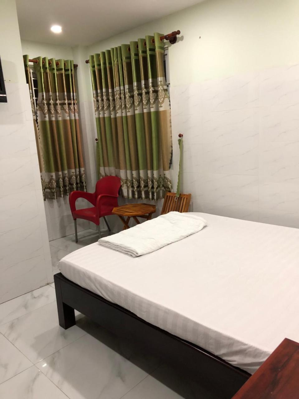 Guesthouse Minh Thu โฮจิมินห์ซิตี้ ภายนอก รูปภาพ
